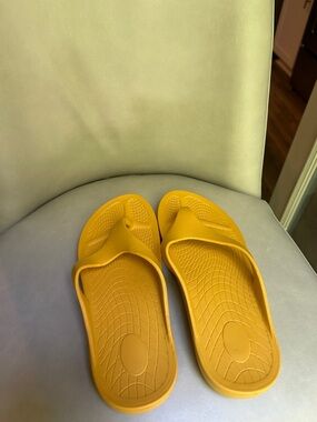 Yellow Rubber Slide Sandals; thong sandal; shower shoes